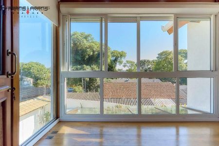 42_photo/94dce400dd.ef35691447b2b545-ATLAS-8b570370-eb8c-426d-9276-4bb1d6936da4.jpg de casa à venda com 3 quartos, 204m² em Mercês, Curitiba