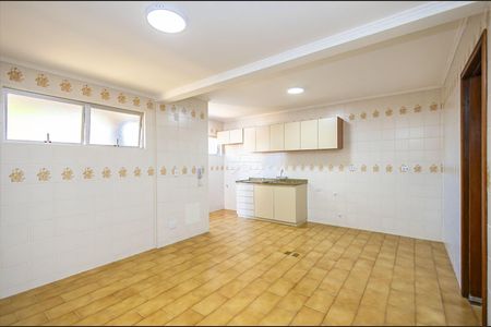 32_photo/94dce40129.eb3dd13610b5237a-ATLAS-521600c8-edc8-4c9b-aaa9-025d3d41eeeb.jpg de casa à venda com 3 quartos, 302m² em São Francisco, Curitiba