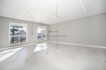 33_photo/94dce40133.bf28833e41de0c90-ATLAS-7ea021cf-8829-4d7d-8f65-ca56f19a1e2a.jpg de casa à venda com 3 quartos, 279m² em São Francisco, Curitiba