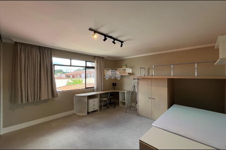 2_photo/94dce402a5.fd4e69175d3a2864-ATLAS-0fca6261-0a70-40d1-bef3-b82b2251ccbe.jpg de casa para alugar com 2 quartos, 540m² em Bom Retiro, Curitiba