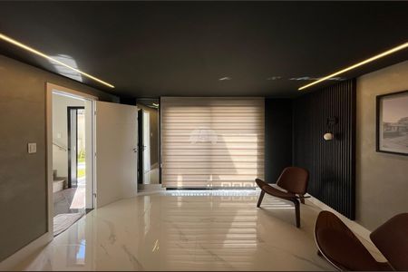 5_photo/94dce402a5.fd4e69175d3a2864-ATLAS-1768b3b4-4e5f-4fd9-bb31-347a70d5f668.jpg de casa para alugar com 2 quartos, 540m² em Bom Retiro, Curitiba