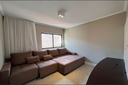 45_photo/94dce402a5.fd4e69175d3a2864-ATLAS-a3a0b135-4488-41bc-8efb-17fc9de470e0.jpg de casa para alugar com 2 quartos, 540m² em Bom Retiro, Curitiba