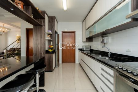 11_photo/94dce4039f.9c16890d59937ae3-ATLAS-63df3bbd-3322-41d4-831a-6420445bb4f7.jpg de casa à venda com 3 quartos, 190m² em Bom Retiro, Curitiba