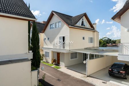 2_photo/94dce4039f.9c16890d59937ae3-ATLAS-68a8d108-bf7a-4d22-bc2c-e50f2ce63b1a.jpg de casa à venda com 3 quartos, 190m² em Bom Retiro, Curitiba