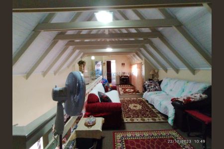 11_photo/94dce404bb.3dea3cab82053bf3-ATLAS-52f62aa4-b10b-487a-bd60-007e7f87dbef.jpg de casa à venda com 4 quartos, 319m² em São Francisco, Curitiba