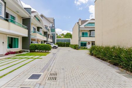 30_photo/94dce404c9.4f48e483d4bcdc3b-ATLAS-7a0cc413-5cfb-49d5-80a7-1ae8db22b839.jpg de casa de condomínio à venda com 3 quartos, 229m² em São Francisco, Curitiba