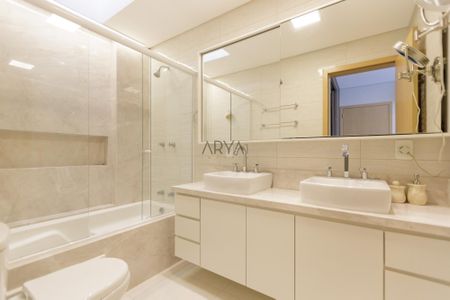 9_photo/94dce405cb.3e837fa98be3ad59-ATLAS-7bdc03b6-ec3e-4fd8-9f87-510251b9135b.jpg de apartamento à venda com 4 quartos, 233m² em São Francisco, Curitiba