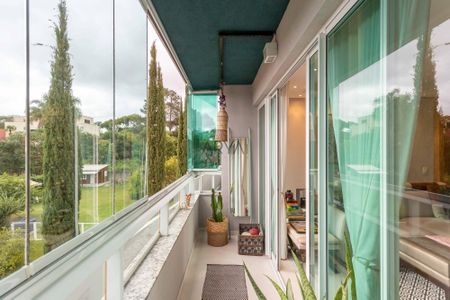 21_photo/94dce405cb.9fe11034ad7b2fb7-ATLAS-76cd8a4a-6b42-4e1f-bc66-530d77b39931.jpg de apartamento à venda com 3 quartos, 125m² em São Francisco, Curitiba