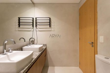 28_photo/94dce405cb.9fe11034ad7b2fb7-ATLAS-e63c389a-74b7-4f81-998f-e23b3c9e91eb.jpg de apartamento à venda com 3 quartos, 125m² em São Francisco, Curitiba