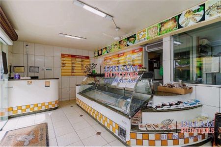 2_photo/94dce405ed.fc3124ead6c5d417-ATLAS-60a8be8d-c111-43fc-a871-89d328f2e45f.jpg de casa à venda com 3 quartos, 450m² em São Francisco, Curitiba