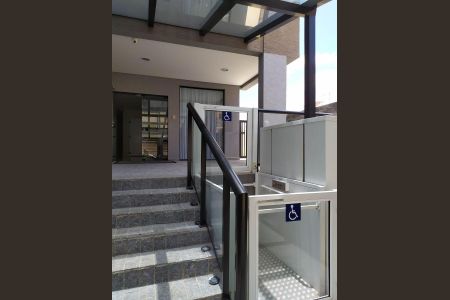 4_photo/94dce40601.c9b2d6e14d401612-ATLAS-12e3664c-e645-4dbe-bdbe-db7cc1bc6952.jpg de apartamento à venda com 1 quarto, 49m² em São Francisco, Curitiba