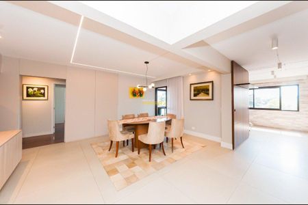 4_photo/94dce40615.ae3d86bef28e162d-ATLAS-1094ed7e-ad28-46d8-9745-b211fbbbc65e.jpg de apartamento à venda com 3 quartos, 156m² em São Francisco, Curitiba