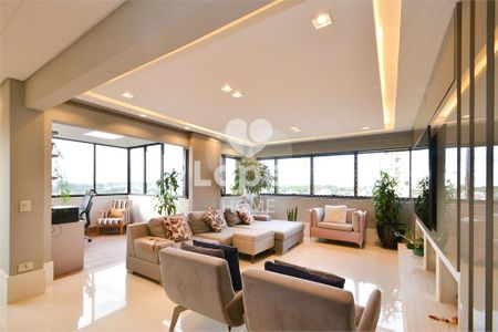 2_photo/94dce4063f.efcc24565c291766-ATLAS-d3d4d2bc-0d0e-42aa-bccc-bf0fd00357af.jpg de apartamento à venda com 4 quartos, 210m² em Mercês, Curitiba