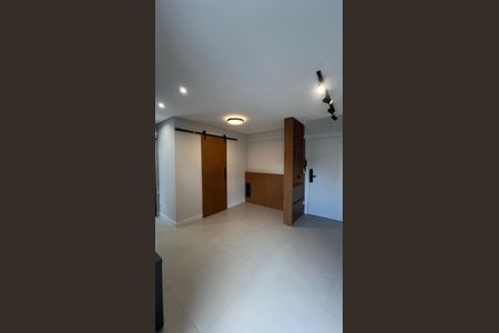 18_photo/94dce407bd.8406d85b1cc03178-ATLAS-ff31a175-a49b-4a67-ae5f-c9d5b58e71ef.jpg de kitnet/studio à venda com 1 quarto, 56m² em Mercês, Curitiba