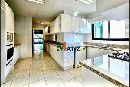 5_photo/94dce40823.920c9012fe5bb4a2-ATLAS-2bec889b-e7b4-4d13-8e62-a7adcf2764a3.jpg de apartamento à venda com 3 quartos, 152m² em Mercês, Curitiba