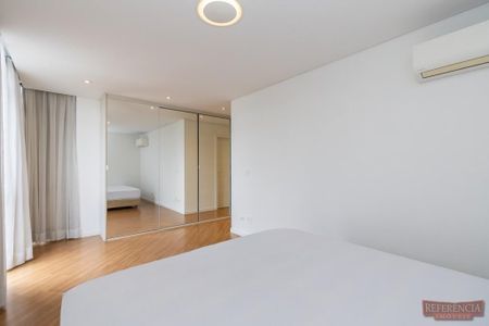 3_photo/94dce4082d.4a54a812a85c2a69-ATLAS-48fb256a-3422-4b07-9b09-e6a8a2a5aa9f.jpg de apartamento para alugar com 3 quartos, 150m² em Centro, Curitiba