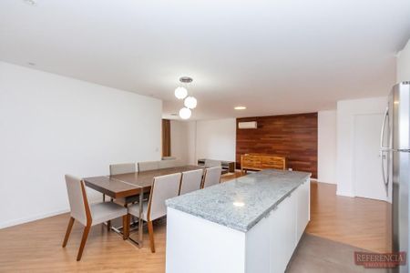 8_photo/94dce4082d.4a54a812a85c2a69-ATLAS-dda98d7c-30ea-4659-99e0-538e537afa0e.jpg de apartamento para alugar com 3 quartos, 150m² em Centro, Curitiba