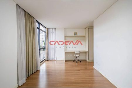 19_photo/94dce4082d.4a54a812a85c2a69-ATLAS-ee3e56ad-b30a-40a8-bba3-8eb194f33b87.jpg de apartamento à venda com 3 quartos, 149m² em Centro, Curitiba