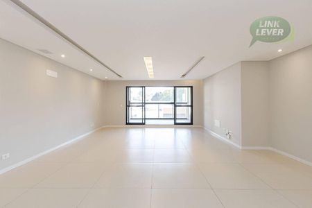 3_photo/94dce4082d.9e95a14b71ddd06e-ATLAS-6bbfb173-2c32-44a4-b493-e4facef787c3.jpg de apartamento à venda com 3 quartos, 155m² em Centro, Curitiba