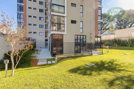 48_photo/94dce4082d.9e95a14b71ddd06e-ATLAS-9c79e0d4-1c0d-44d4-bb4f-d9deaed57852.jpg de apartamento à venda com 3 quartos, 155m² em Centro, Curitiba