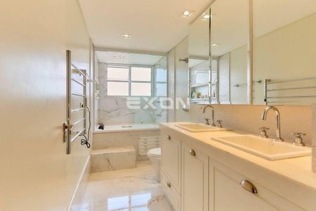 21_photo/94dce4085d.c4a86b3c211625c7-ATLAS-c54c871a-458e-4b83-bdc1-ec66b0485ff2.jpg de apartamento à venda com 3 quartos, 161m² em Mercês, Curitiba