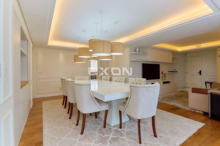 8_photo/94dce4085d.c4a86b3c211625c7-ATLAS-c64d1491-de9d-404a-bba8-33bafe966b8f.jpg de apartamento à venda com 3 quartos, 161m² em Mercês, Curitiba