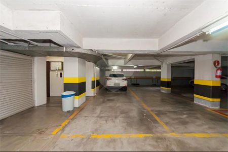 6_photo/94dce408e9.2832257cbb3df2c4-ATLAS-b0d03677-2cfc-49b2-aa34-e2f53984e06a.jpg de apartamento à venda com 4 quartos, 249m² em Mercês, Curitiba