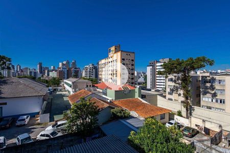 6_photo/94dce40911.70edc2b185d14f45-ATLAS-5d18f49f-082a-459f-a96e-d82057e82f57.jpg de apartamento à venda com 2 quartos, 52m² em Mercês, Curitiba