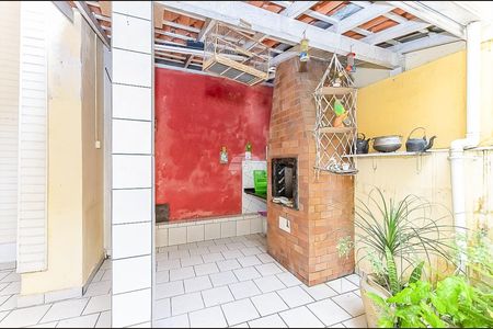 11_photo/94dce40925.ead0744c2329e0c8-ATLAS-fd07bcee-758e-44b0-9744-3fb7d07e3d64.jpg de casa à venda com 4 quartos, 130m² em São Francisco, Curitiba