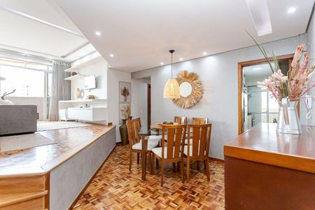 8_photo/94dce40997.f7fe6dbefd3a263e-ATLAS-66d9ebda-3559-41ee-b04d-861a568a28fe.jpg de apartamento à venda com 3 quartos, 95m² em Centro, Curitiba