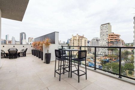 22_photo/94dce40a03.6dab91d44a59d054-ATLAS-4603c2a4-b6ba-4977-b579-e938f64ea6cc.jpg de apartamento à venda com 1 quarto, 33m² em Mercês, Curitiba