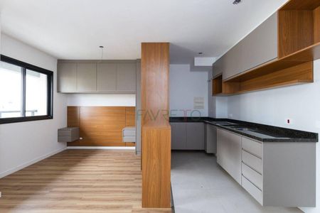 2_photo/94dce40a03.6dab91d44a59d054-ATLAS-547f39b2-cbbf-4128-bdfd-6e59d81d84af.jpg de apartamento à venda com 1 quarto, 33m² em Mercês, Curitiba