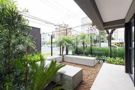 36_photo/94dce40a03.6dab91d44a59d054-ATLAS-bbca2fc2-d6c0-433b-ab22-a5f0a2aeaa46.jpg de apartamento à venda com 1 quarto, 33m² em Mercês, Curitiba