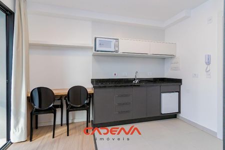 4_photo/94dce40a03.8085e121eea213b8-ATLAS-2d91fd20-4244-408d-a6f6-eabc59692af3.jpg de apartamento para alugar com 1 quarto, 23m² em Mercês, Curitiba