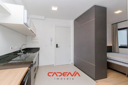 5_photo/94dce40a03.8085e121eea213b8-ATLAS-ed6aade6-21c7-42d4-9621-b1c698e4636f.jpg de apartamento para alugar com 1 quarto, 23m² em Mercês, Curitiba