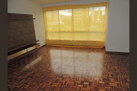 3_photo/94dce40a0d.a34c0f0bc16d1b71-ATLAS-0d1165d6-648d-4ffd-84f5-89f31c9a1d26.jpg de apartamento para alugar com 3 quartos, 146m² em Centro, Curitiba