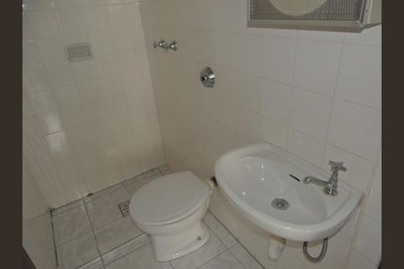 4_photo/94dce40a0d.a34c0f0bc16d1b71-ATLAS-6f05bb06-9172-4315-bc97-e6f977a4c798.jpg de apartamento para alugar com 3 quartos, 146m² em Centro, Curitiba