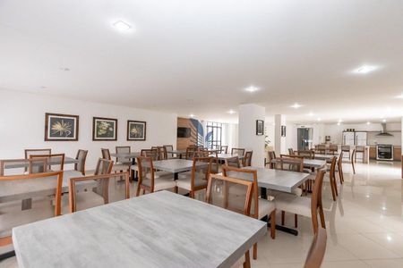 3_photo/94dce40a61.e8a0ff3923ec2af0-ATLAS-0e6a2411-b3f6-4507-9afa-ac0f7e269c7b.jpg de apartamento à venda com 2 quartos, 57m² em Centro, Curitiba