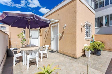 9_photo/94dce40a65.5b5cdc15c3d89a9d-ATLAS-58976c8a-da26-4707-854f-b0c7e9c02547.jpg de casa à venda com 4 quartos, 277m² em Mercês, Curitiba