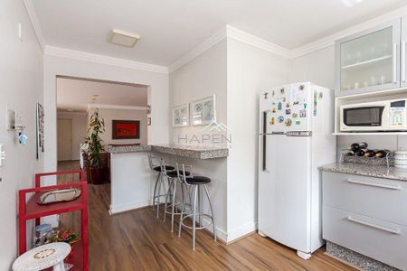 10_photo/94dce40a65.5b5cdc15c3d89a9d-ATLAS-7419c6ee-c9cb-4e44-8286-c67a0a0e754a.jpg de casa à venda com 4 quartos, 277m² em Mercês, Curitiba