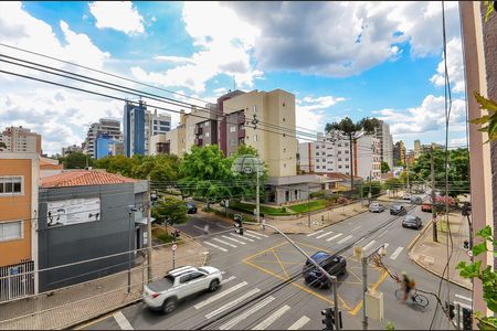 5_photo/94dce40a67.8ac2b1303997fbef-ATLAS-2110775f-7778-4d70-b25a-e49561da973f.jpg de apartamento à venda com 3 quartos, 116m² em Centro, Curitiba