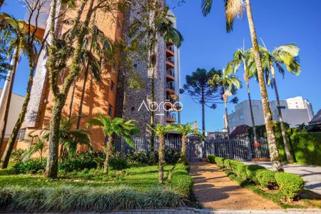 29_photo/94dce40a81.594a36b5aa95361d-ATLAS-e8cd7f9c-aff1-470d-9176-5e84559fec5a.jpg de apartamento para alugar com 3 quartos, 94m² em Água Verde, Curitiba