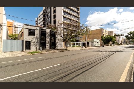 6_photo/94dce40a8b.b0a16b5cb4d36903-ATLAS-d3dd110a-9068-4d66-8d2b-13ffd6651987.jpg de casa para alugar com 0 quarto, 388m² em Mercês, Curitiba