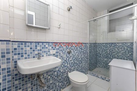 12_photo/94dce40aa1.26d339f340d315f6-ATLAS-0d3ddb84-2ee5-4011-8e4e-ded1fee87fb6.jpg de apartamento para alugar com 2 quartos, 80m² em Centro, Curitiba