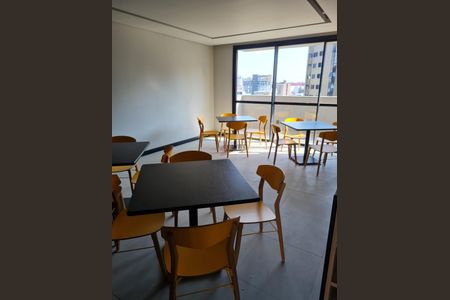 12_photo/94dce40aa1.69ff69849dda44c7-ATLAS-3f2290dc-21bc-4e40-8a5d-350aa4c2d641.jpg de apartamento para alugar com 1 quarto, 31m² em Batel, Curitiba