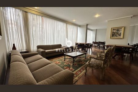 8_photo/94dce40ab5.2d3ac289e0c8b5b7-ATLAS-3cf34798-3884-45a9-bcc4-0131b871d04d.jpg de apartamento à venda com 4 quartos, 225m² em Centro, Curitiba