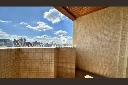 7_photo/94dce40ab5.2d3ac289e0c8b5b7-ATLAS-41ccd3bb-9682-4712-acbf-01b8b9bebb37.jpg de apartamento à venda com 4 quartos, 225m² em Centro, Curitiba