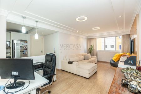 4_photo/94dce40ab5.51cc70ea1b948618-ATLAS-92d9ef0d-dc09-40d2-901b-232e702ec2f7.jpg de apartamento à venda com 3 quartos, 102m² em Centro, Curitiba