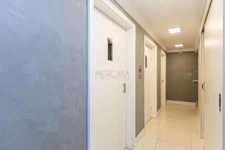 8_photo/94dce40ab5.51cc70ea1b948618-ATLAS-a360bbe1-724d-4e02-a2d1-112cf02114bf.jpg de apartamento à venda com 3 quartos, 102m² em Centro, Curitiba