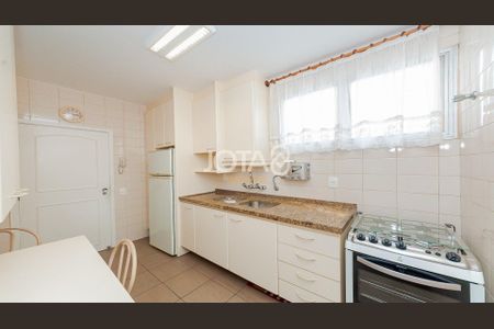 13_photo/94dce40ac3.e84e40824b047bab-ATLAS-32dff60e-514c-49e2-bfc3-38555877dd22.jpg de apartamento para alugar com 3 quartos, 109m² em Centro, Curitiba